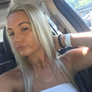 Meet your Posher, Brinson